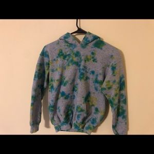 Cropped tie dye hoodie